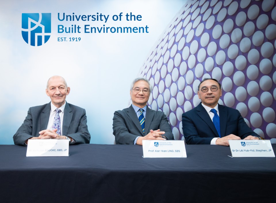 From left to right: Mr Nicholas BROOKE, GBS JP, Professor Kar-Kan LING, SBS, Sr Dr. Stephen Lai JP, presented at University of the Built Environment