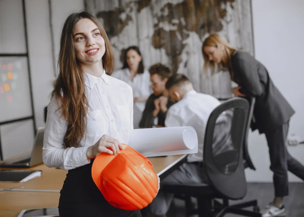 7 high-demand jobs achievable with a specialist MBA in Hong Kong - Construction Project Manager & Project Director_University of the Built Environment